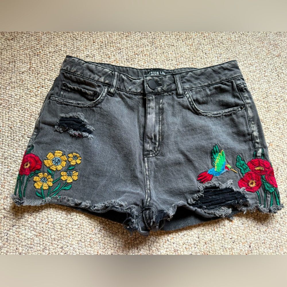 Design Lab Denim shorts size 27